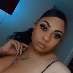 Meet your Posher, Aujshanya